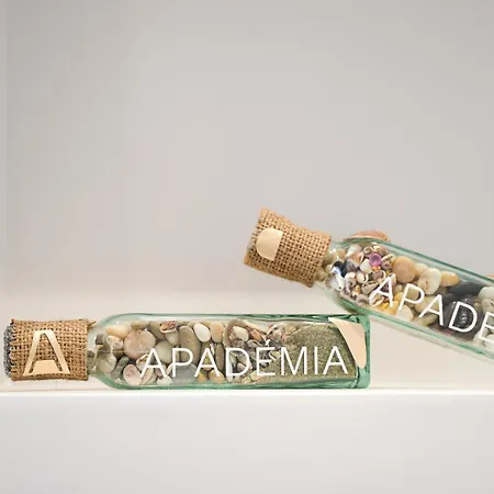 Apademia Luxury * Skyros