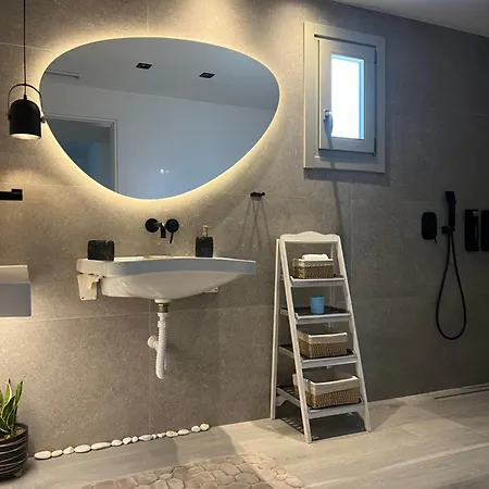 Apademia Luxury Appartement *