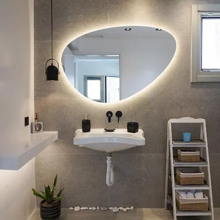 Apademia Luxury Apartment
