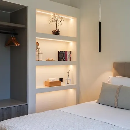 Apartment Apademia Luxury Skyros