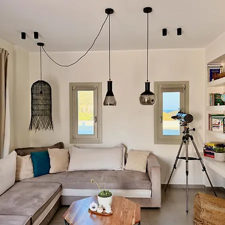 Apademia Luxury